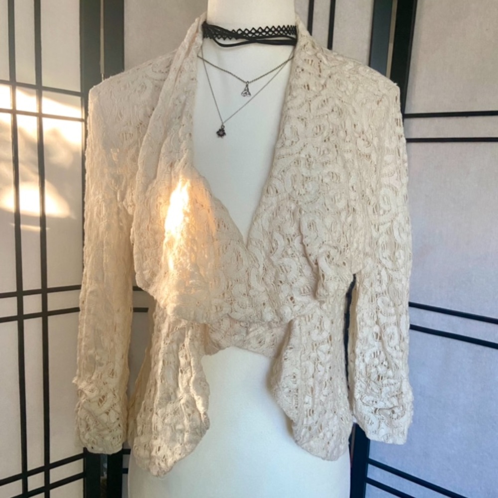 Vintage 2003 lace blazer cardigan